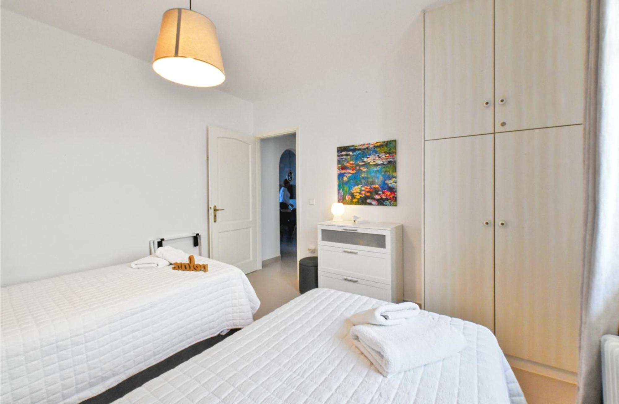 Amazing 2 Bedroom Apartment Overlooking The Marina Of Vourkárion Kültér fotó